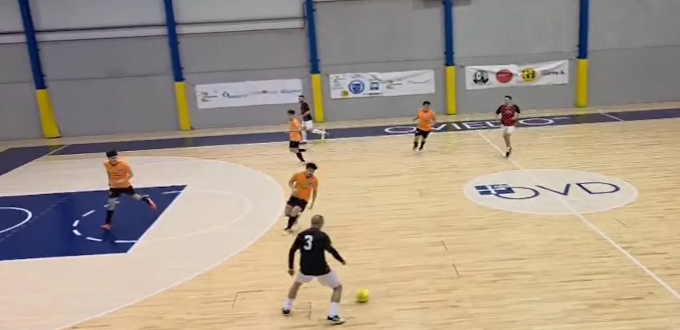 Teverga F.S. y FutSal Mieres queiran abrir hueco en su lucha por el ascenso.