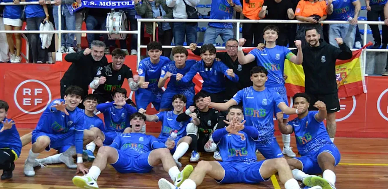 El MRB FS Móstoles sobrevive a la agónica tanda de penaltis ante el Sala 5 Martorell y completa el cuadro de semifinales (2-2)