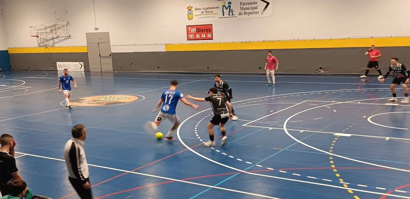 El huracán del Mieres arrasa al Lugones y pone al rojo vivo la lucha por el título