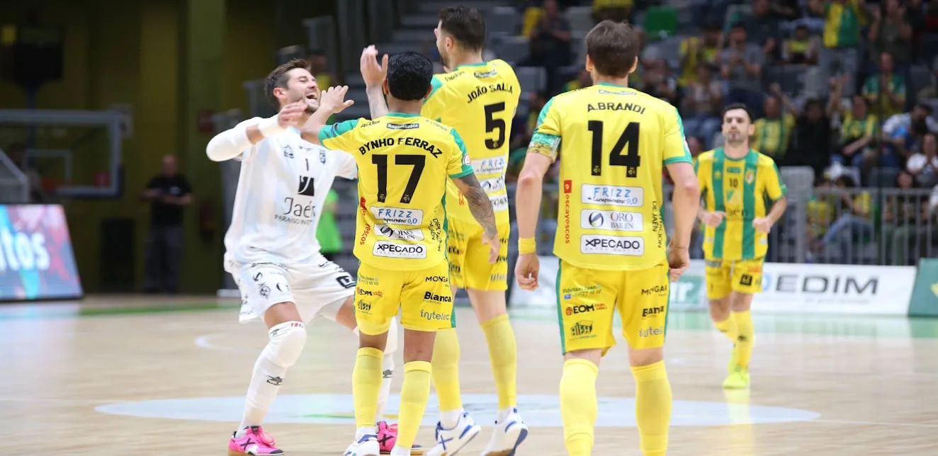 El Jaén FS impone su ley en el Olivo Arena y agrava la crisis del Córdoba Patrimonio (4-1)