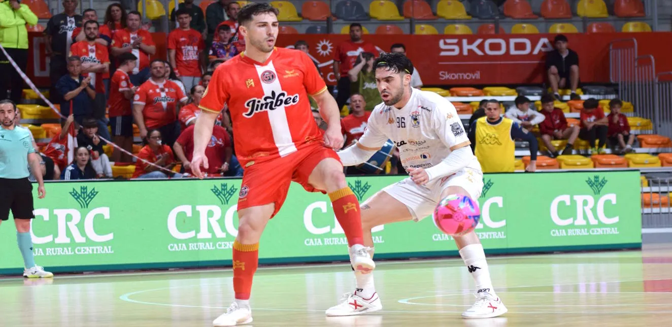 El Jimbee Cartagena impone su ley ante un combativo O Parrulo Ferrol que luchó hasta el final (4-2)