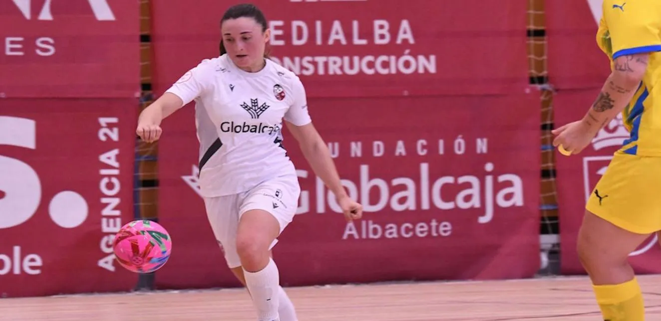 Carmen Fernández y el Globalcaja Albacete Fútbol Sala acuerdan ampliar su vinculación hasta 2027.
