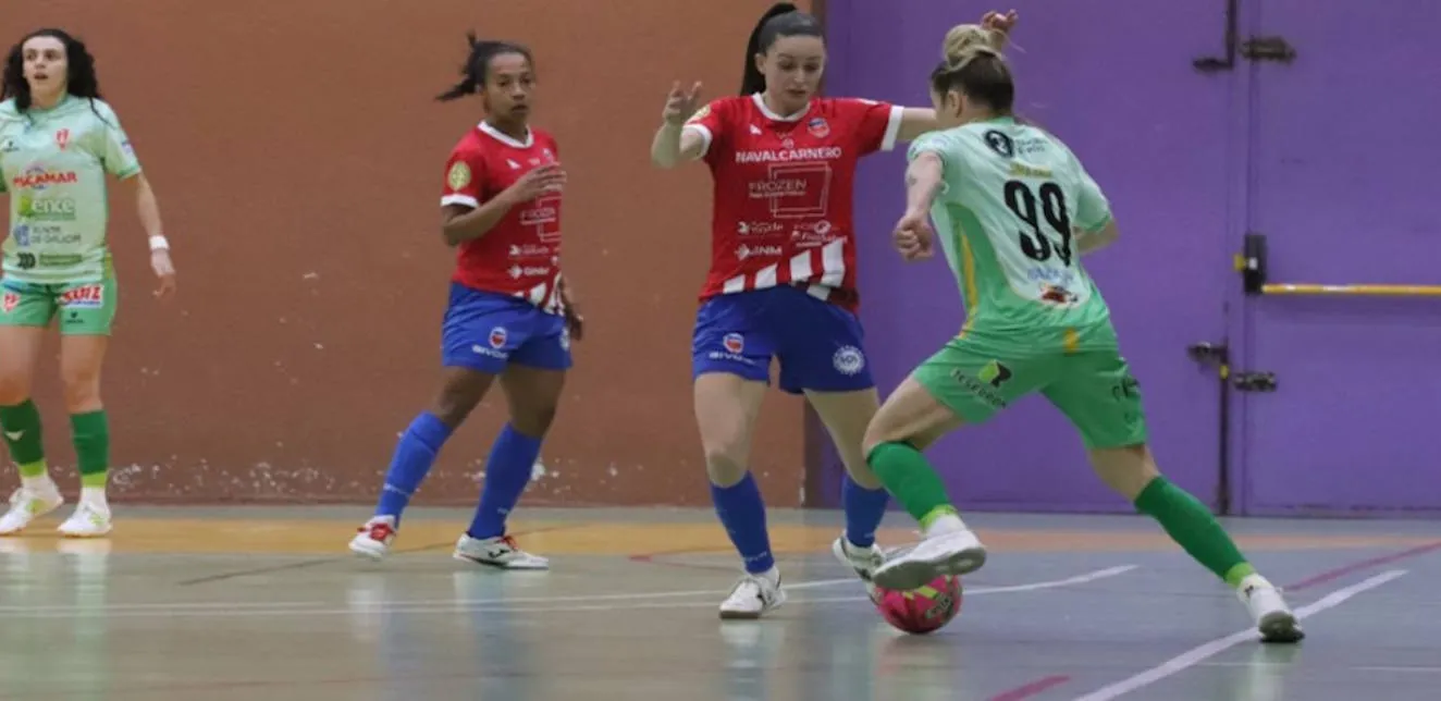 El Atlético Navalcarnero se adjudica el primer punto ante el Poio Pescamar en la tanda de penaltis