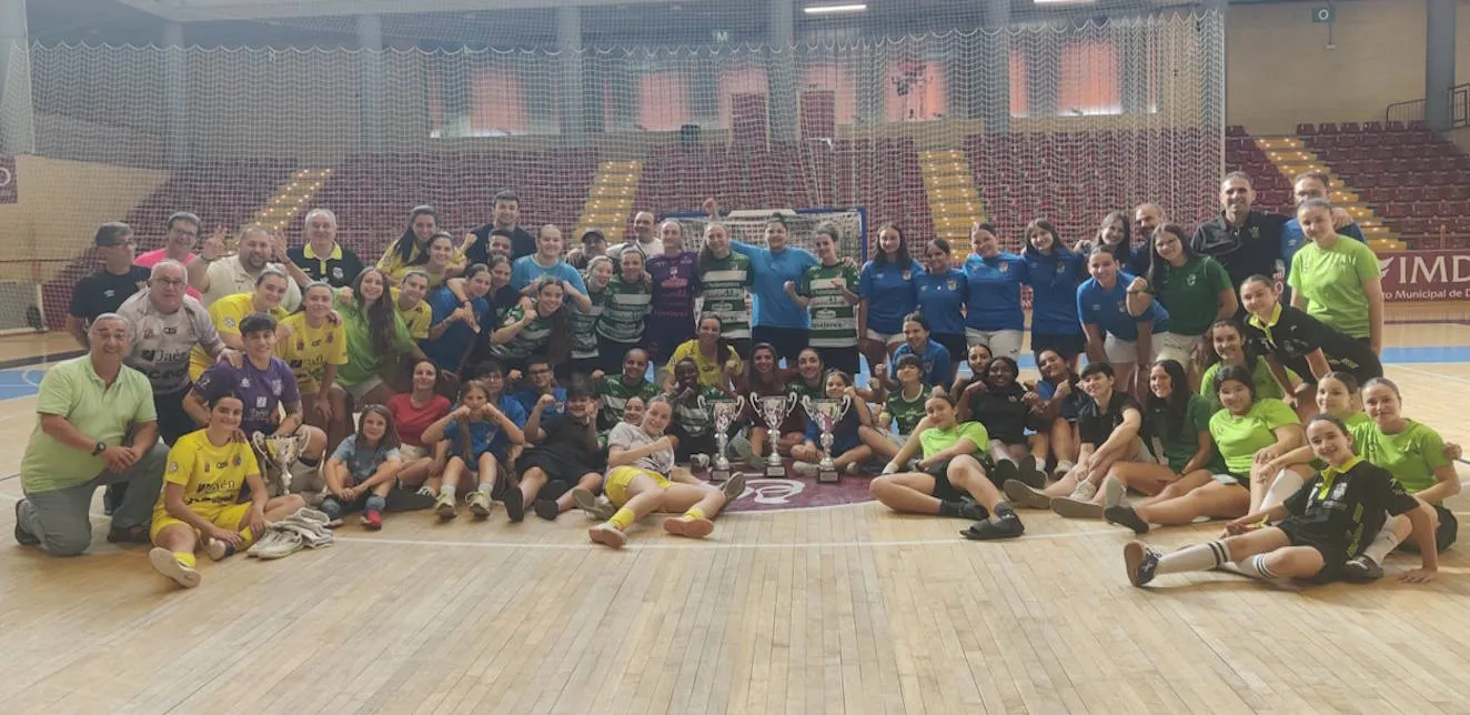Sábado de fiesta en homenaje a Inma Baena