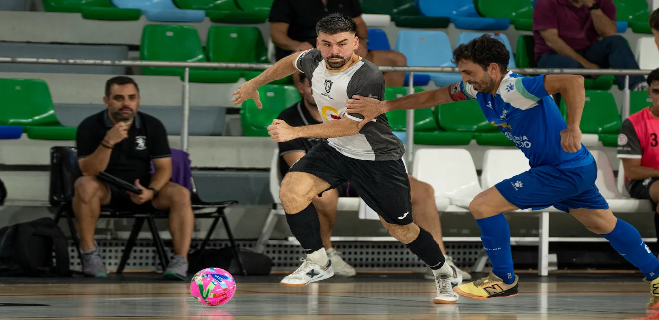 Brian Niebla seguirá en el Iberia Toscal